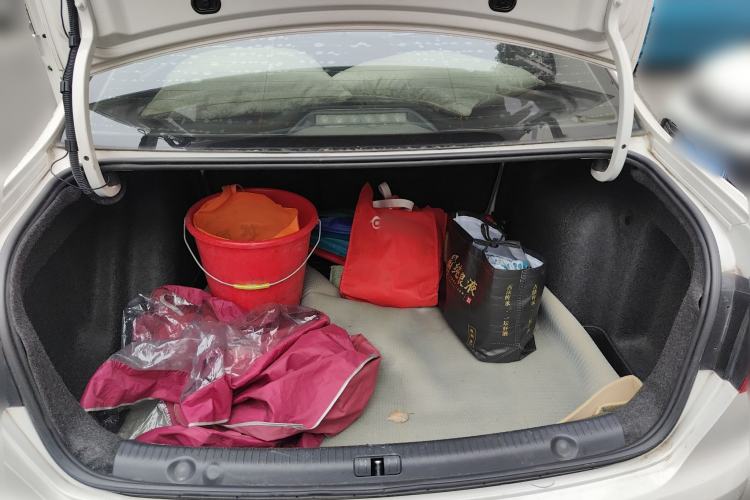 Used Volkswagen Lavida 2013 1.6L Automatic Comfort Edition
