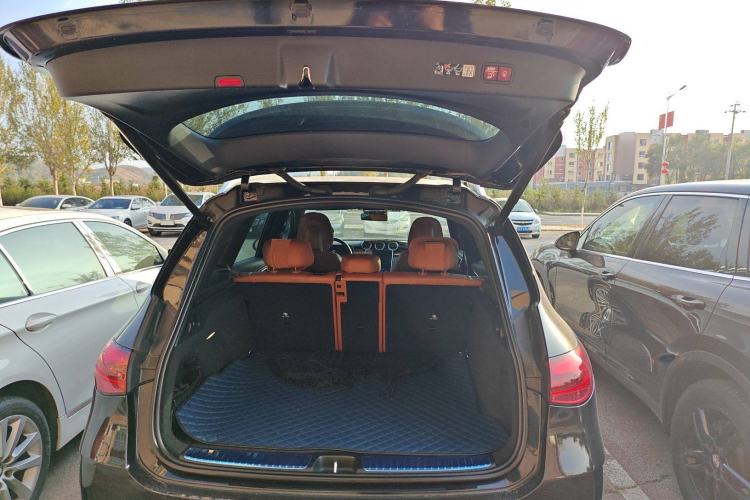 Used Mercedes-Benz GLC 2024 GLC 300 L 4MATIC Dynamic Edition 5-seater