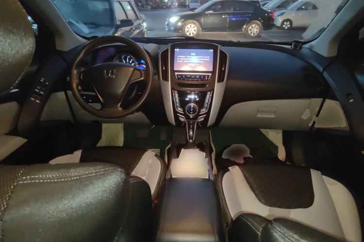 Used Luxgen U6 SUV 2014 1.8T Charm Version
