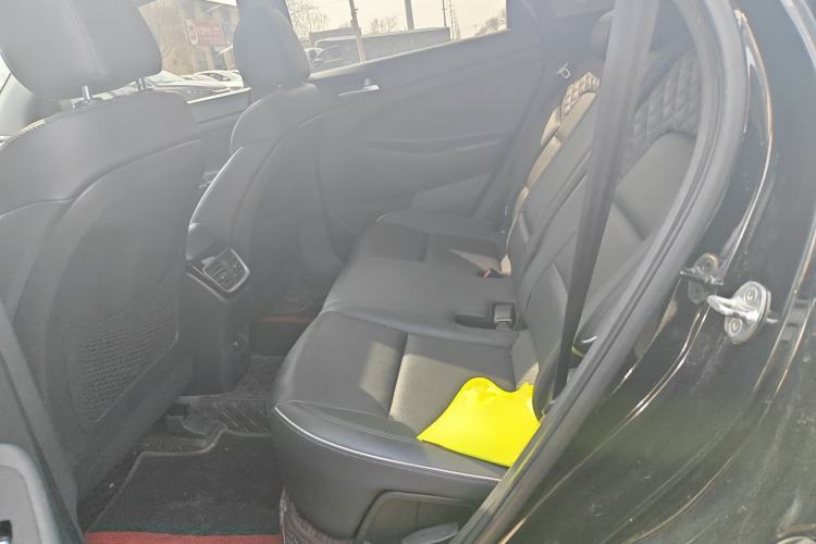 Used Hyundai Tucson 2019 280TGDi Dual-Clutch Two-Wheel Drive Smart Connect Version China VI Left Rear Seat