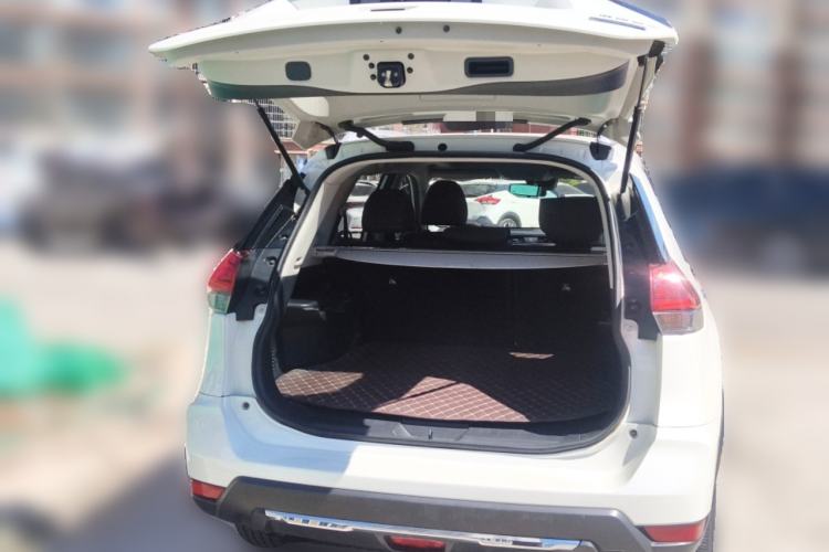 Used Nissan X-Trail 2019 2.0L CVT Smart Connect Comfort Edition 2WD Trunk