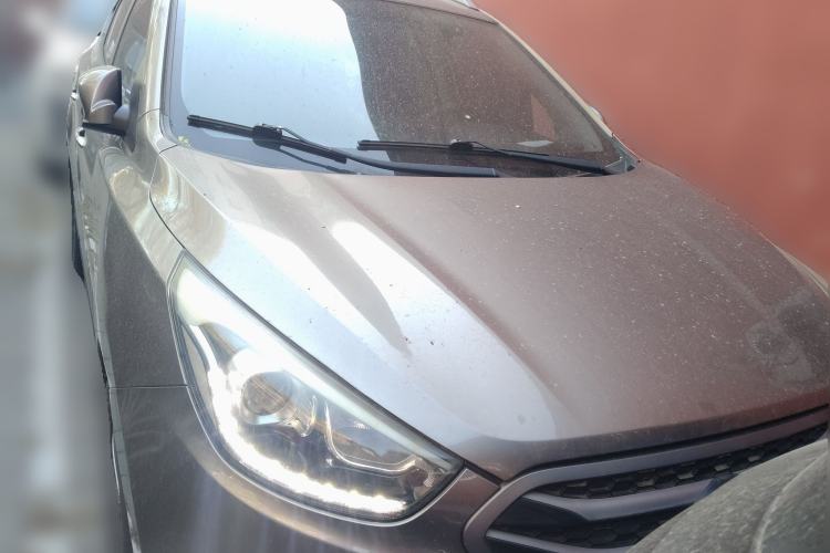 Used Hyundai ix35 2013 2.0L Automatic Two-Wheel Drive Smart GLS China V Standard Front