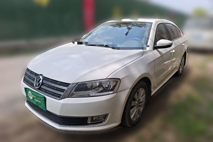 Used Volkswagen Lavida 2013 Restyled Classic 1.6L Manual Comfort Edition