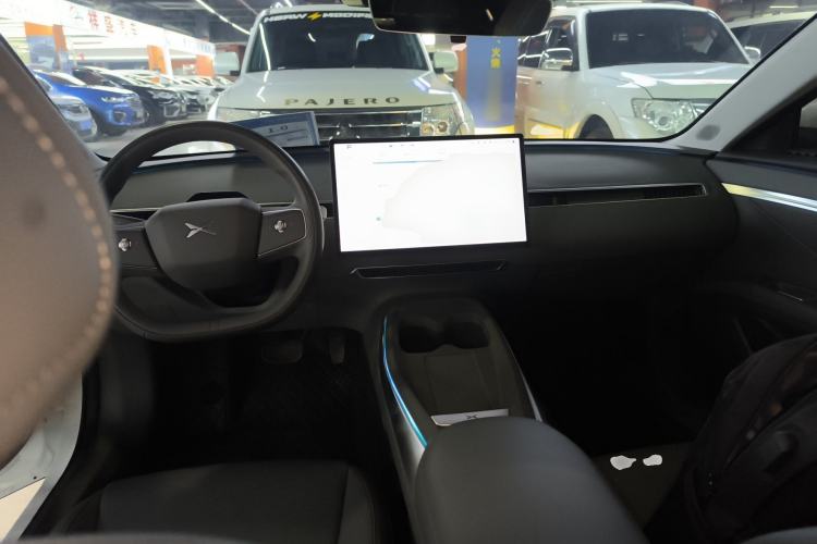 Used XPeng MONA M03 2025 620 Ultra-Long Range Plus Center Console