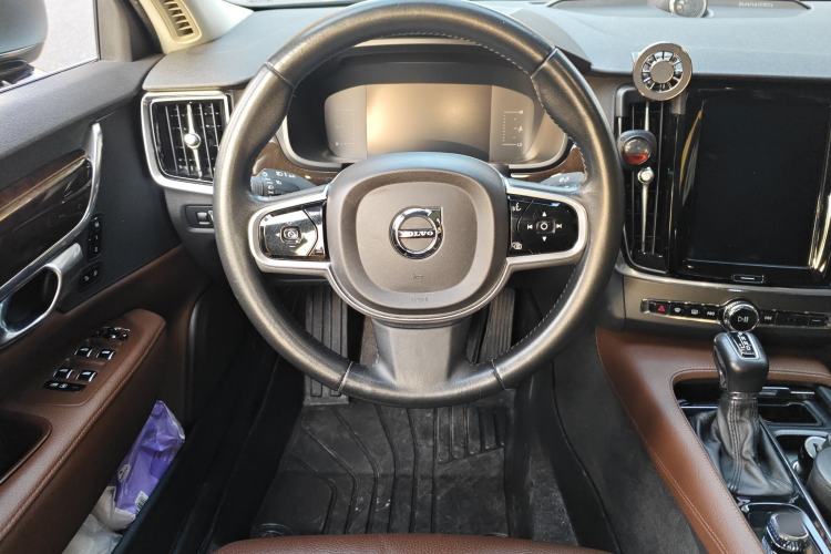 Used Volvo S90 2018 T5 Zhiyuan Edition Steering Wheel