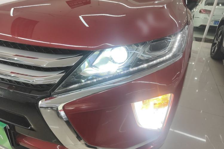 Used Mitsubishi Eclipse Cross 2018 1.5T CVT Two-Wheel Drive Dream Edition
