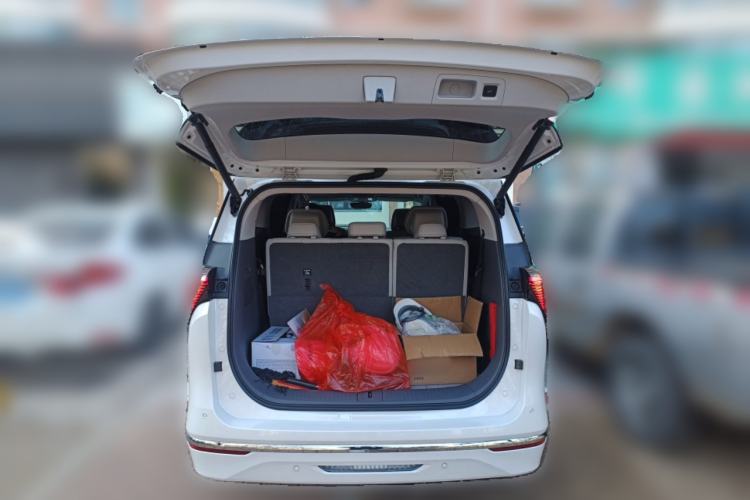 Used Buick GL8 2025 Lu Zun Deluxe Edition