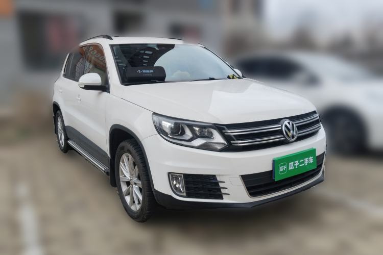 Used Volkswagen Tiguan 2015 1.8TSI Automatic Two-Wheel Drive Comfort Edition Front Right 45 Deg