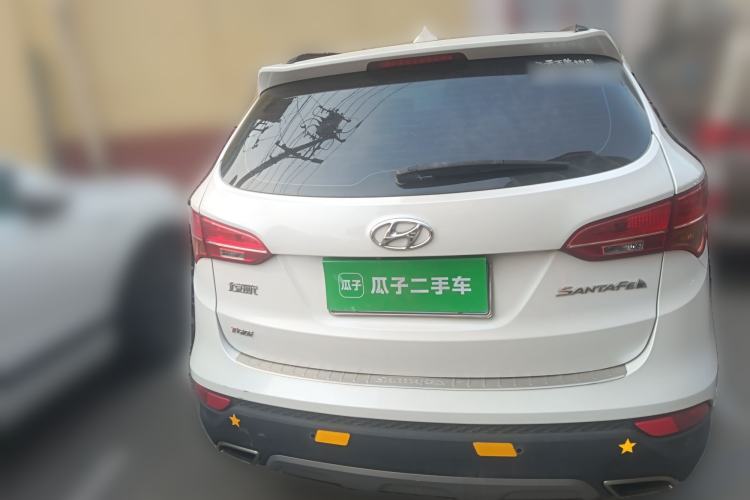 Used Hyundai Santa Fe 2015 2.0T Automatic Two-Wheel Drive Smart Version 5 Seats
