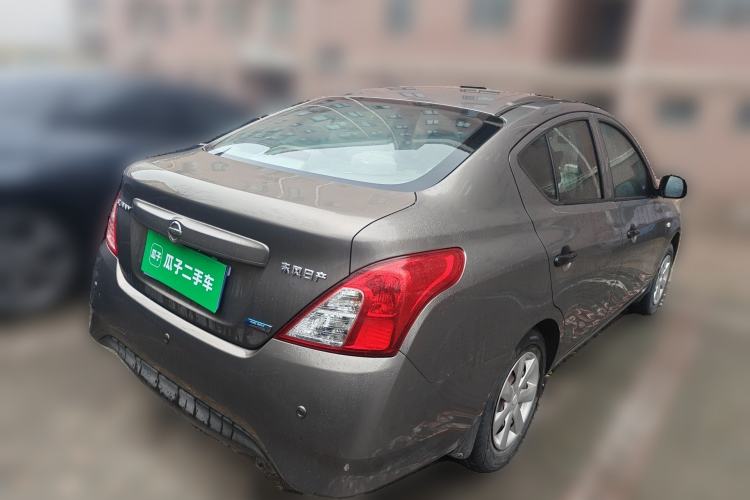 Used Nissan Sunny 2014 1.5XE Manual Elite Edition Rear Right 45 Deg