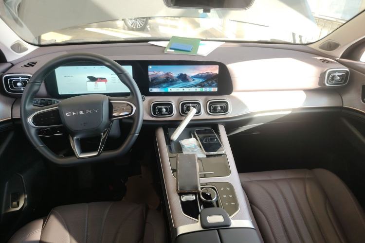 Used Chery Tiggo 9 C-DM 2025 1.5T 106KM Ultra-Comfort Edition 5 Seats Lithium-NMC
