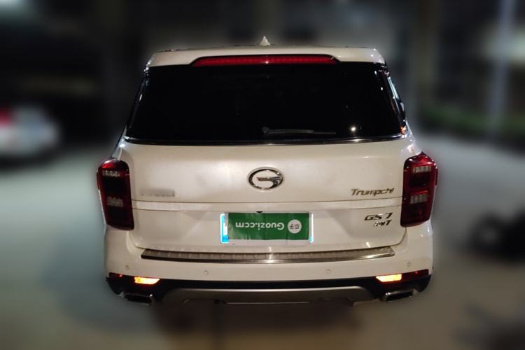 Used GAC Trumpchi GS7 2017 320T Two-Wheel-Drive Luxury Smart Connectivity Model
