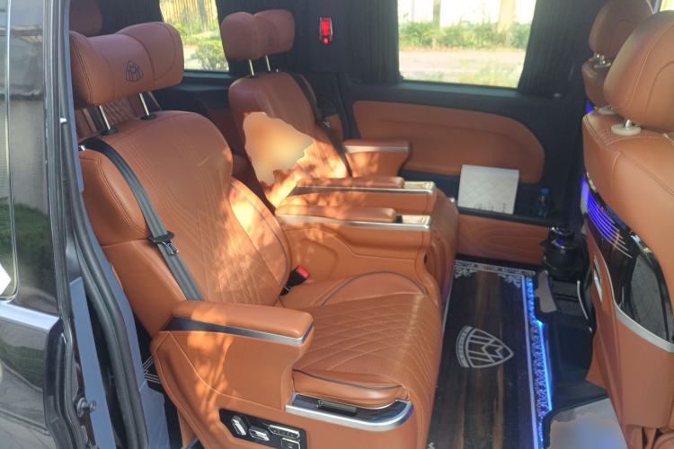 Used Mercedes-Benz Vito 2018 2.0T Elite Version 7 Seats China V Emission Standard
