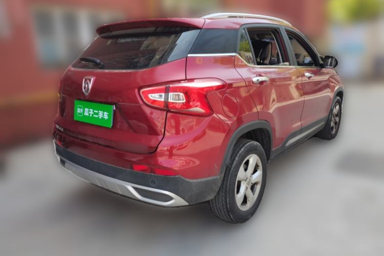 Used Baojun 510 2017 1.5L Manual Fashion Model
