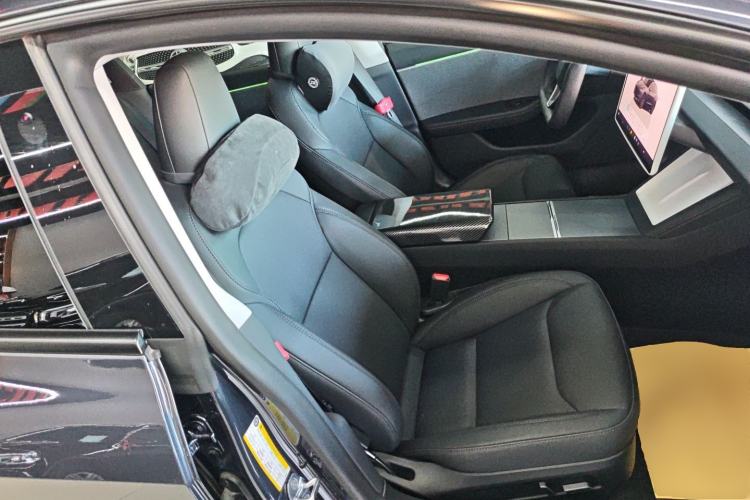 Used Tesla Model 3 2023 Rear-Wheel-Drive Version
