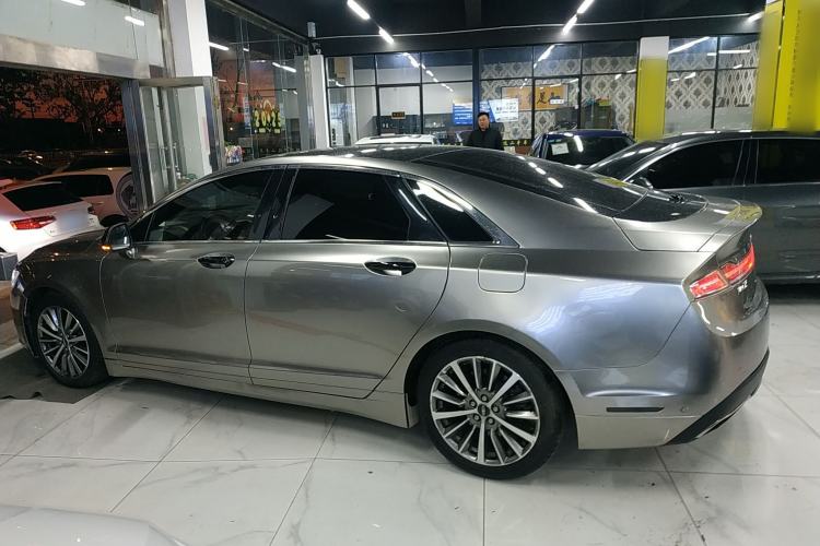 Used Lincoln MKZ 2017 2.0T Luxury Edition
