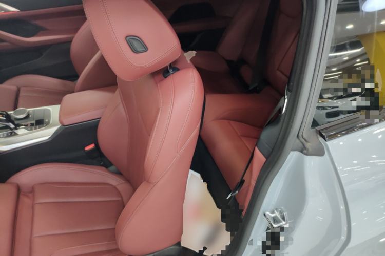 Used BMW 4 Series 2022 Revised 425i M Sport Night Edition Package Left Rear Seat