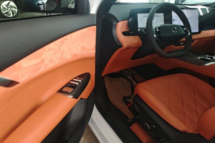 Used CHANGAN CS75 PLUS 2025 4th Generation 1.5T New Blue Whale Smart Luxury Edition Driver Seat