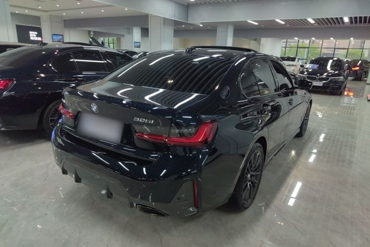 Used BMW 3 Series 2024 325i M Sport Night Edition Package Rear Right 45 Deg