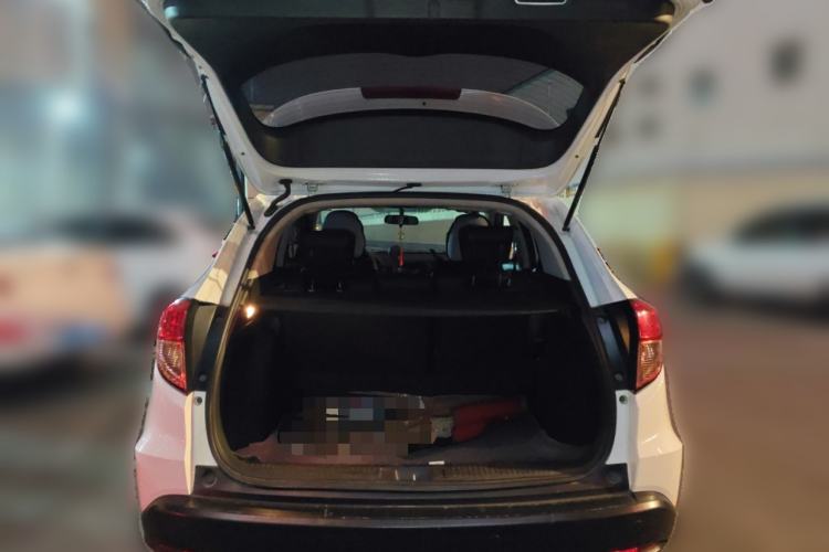 Used Honda Vezel 2016 1.8L CVT Front-Wheel Drive Pioneer Edition
