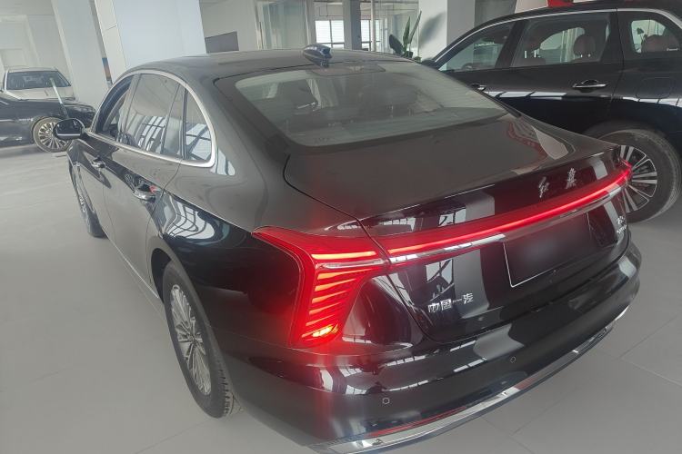 Used Hongqi H5 2023 2.0T Automatic Smart Connect Flagship Edition
