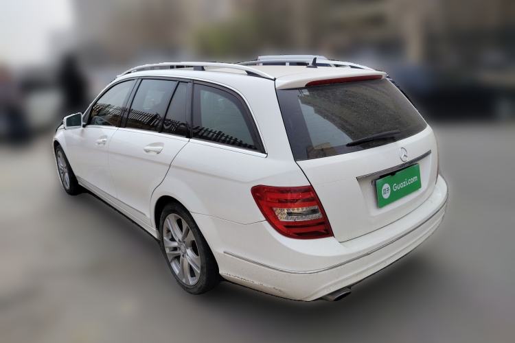 Used Mercedes-Benz C-Class 2011 C 200 Fashion Travel Edition Rear Left 45 Deg