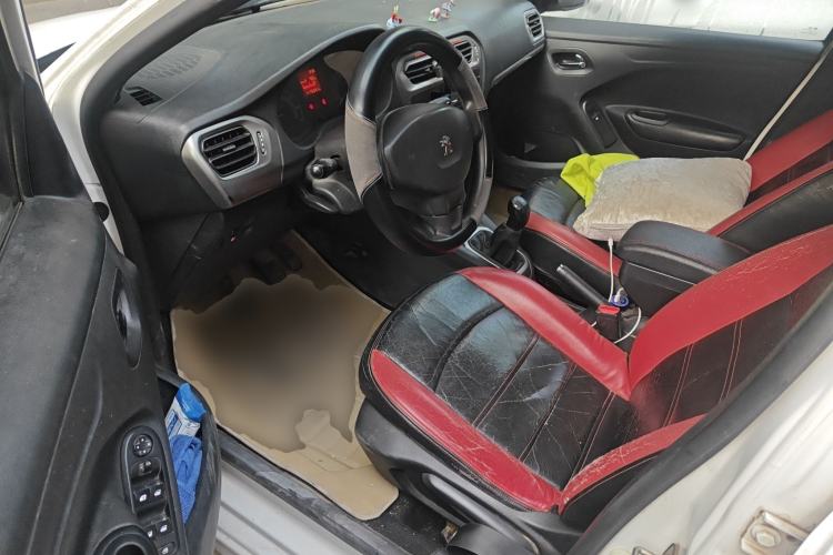 Used Peugeot 301 2014 1.6L Manual Comfort Edition
