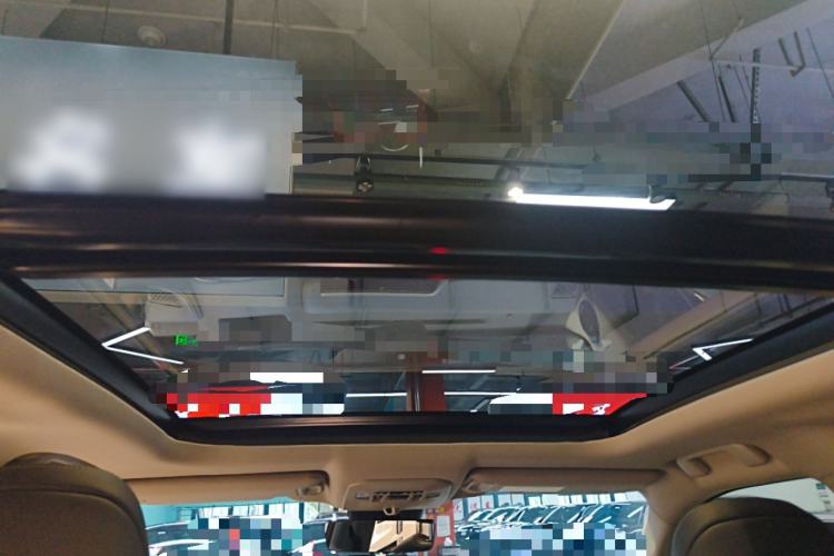 Used Toyota Highlander 2023 2.5L Smart Electric Hybrid Dual-Motor All-Wheel-Drive Supreme Edition – 7 Seats Headliner