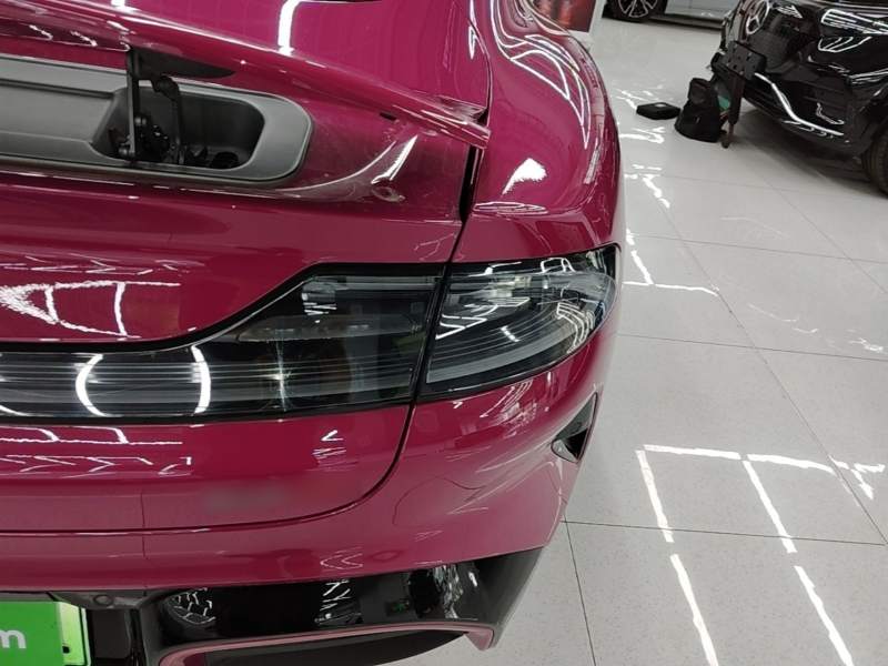 Used Xiaomi Auto SU7 2024 Four-Wheel Drive Ultra-Long Range Advanced Intelligent Driving Max Edition — 7