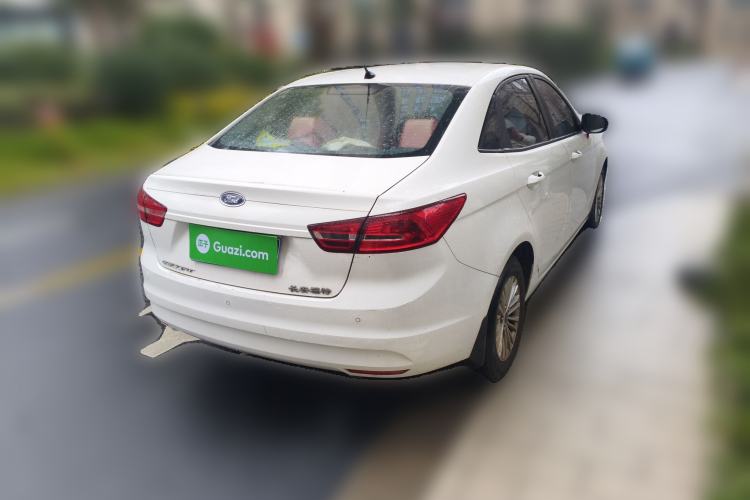 Used Ford Escort 2015 1.5L Automatic Comfort Edition
