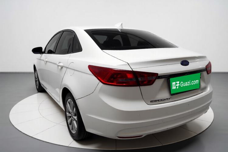 Used Ford Escort 2015 1.5L Automatic Fashion Model