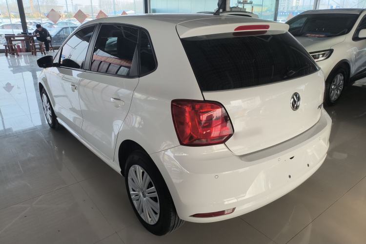 Used Volkswagen Polo 2016 1.6L Automatic Comfort Model
