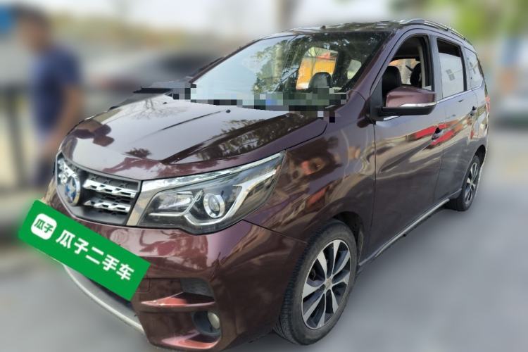 Used Venucia M50V 2017 1.6L XL CVT Luxury Edition