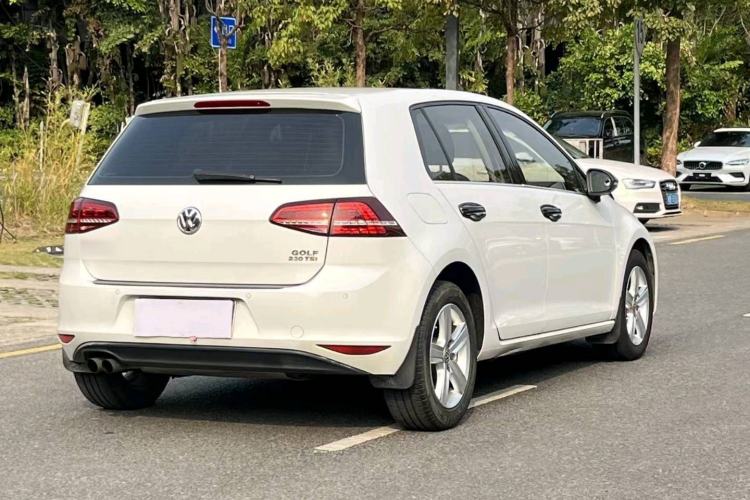 Used Volkswagen Golf 2017 230TSI Automatic Comfort Edition – Celebrating Milestone of One Million Units
