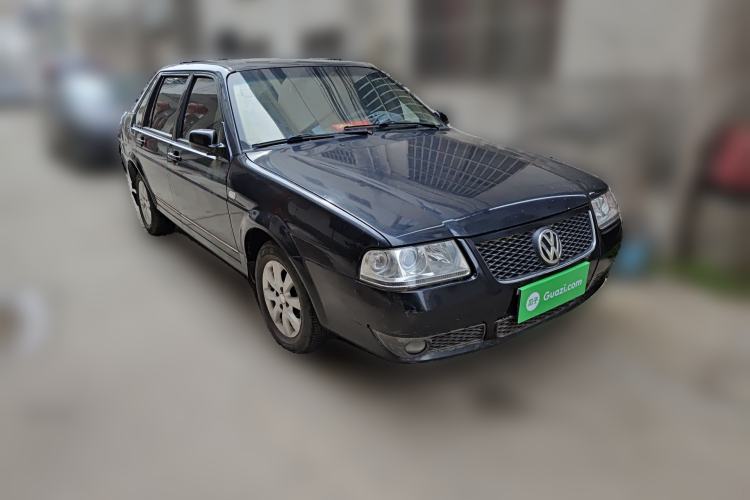 Used Volkswagen Santana Vista 2010 1.6L Manual Comfort Version
