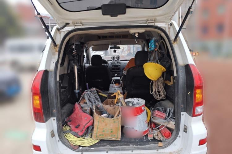 Used Dongfeng Fengon 330 2016 1.5L Manual Enjoyment Model DK15 Trunk