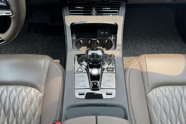 Used BYD Han 2020 EV Long-Range Deluxe Model Gear Lever