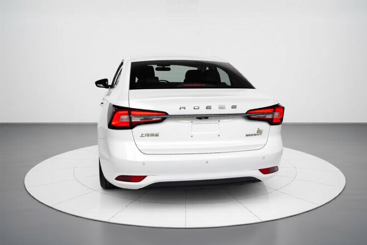 Used Roewe i5 2020 1.5L Automatic 4G Connect Luxury Flagship Edition
