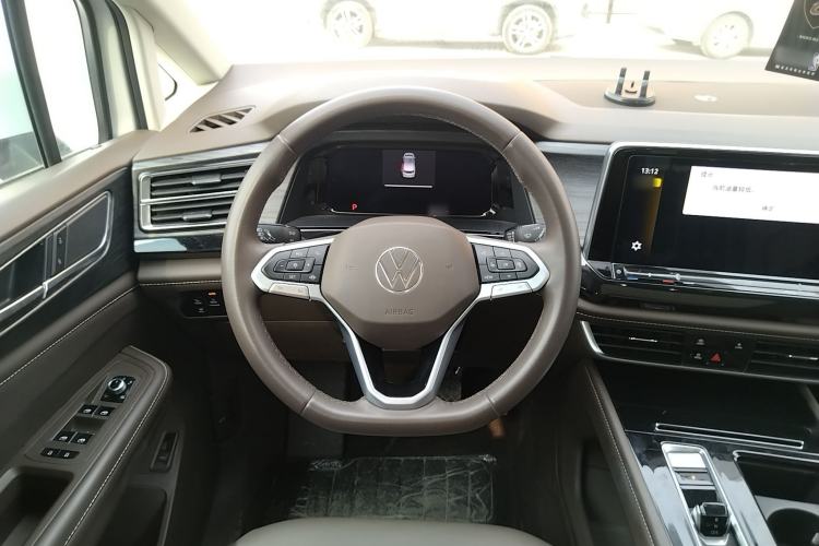 Used Volkswagen Viloran 2024 330TSI Luxury Edition