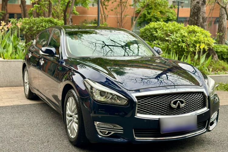 Used Infiniti Q70 2015 Q70L 2.5L Enjoyment Edition Exterior 12