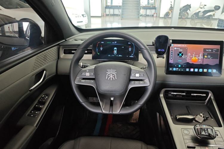 Used BYD Qin PLUS 2025 DM-i Smart Drive 55KM Leading Model