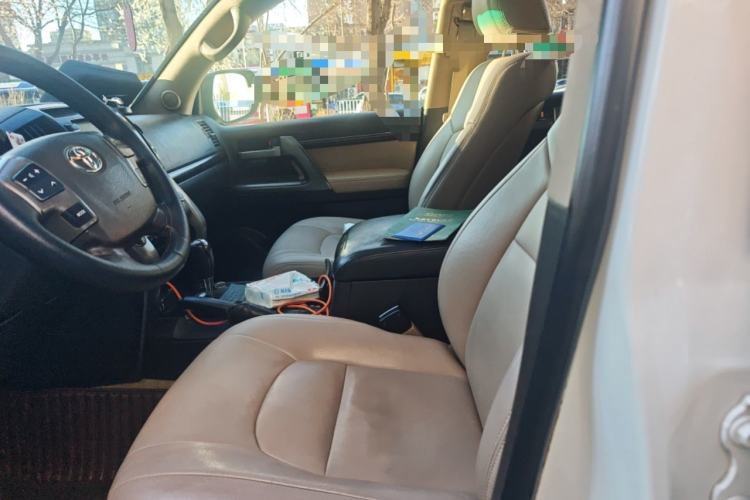 Used Toyota Land Cruiser 2010 4.7L Automatic VX Left Front Seat