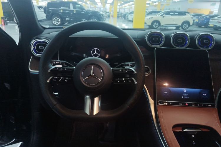 Used Mercedes-Benz GLC 2024 GLC 300 L 4MATIC Dynamic Edition 5-seater Steering Wheel