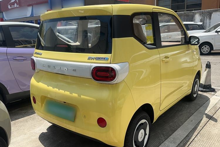 Used Wuling Hongguang MINIEV 2024 3rd Generation 215km Youth Edition