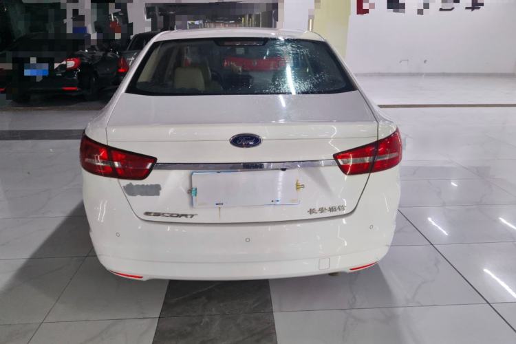 Used Ford Escort 2015 1.5L Automatic Fashion Model
