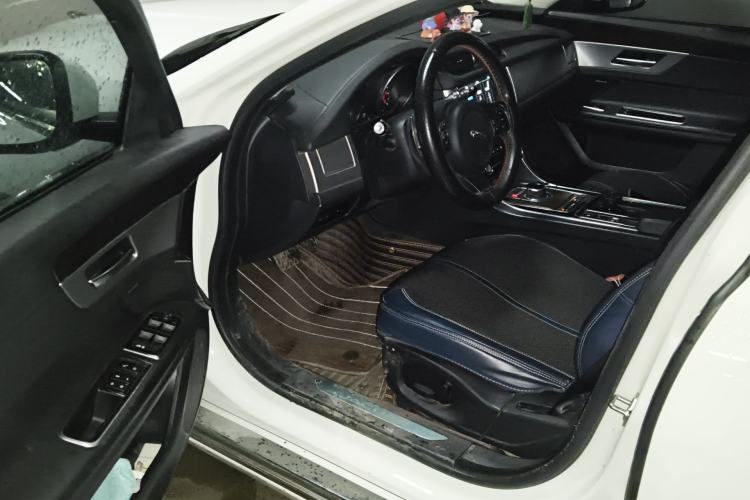 Used Jaguar XFL 2017 XFL 2.0T 200PS Elite Edition Driver Seat