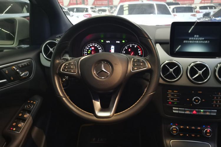 Used Mercedes-Benz B-Class 2017 B 200 Fashion Model
