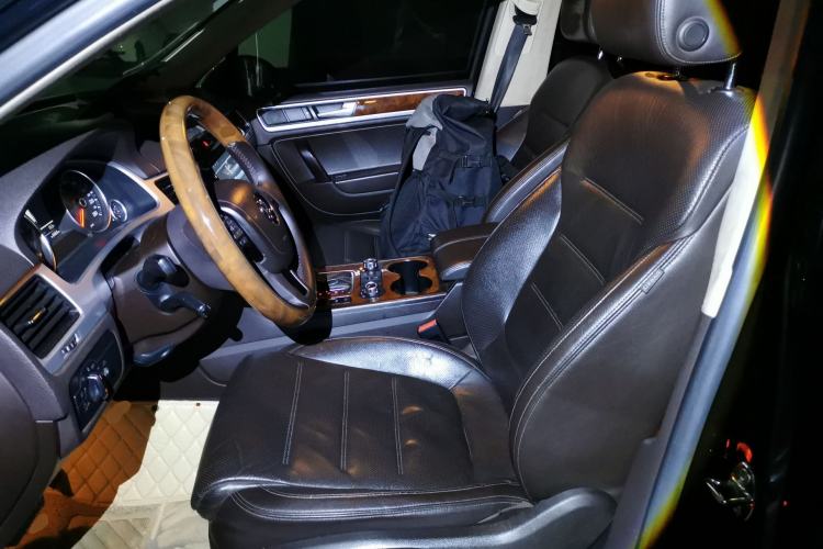 Used Volkswagen Touareg 2012 R-Line High-End Model
