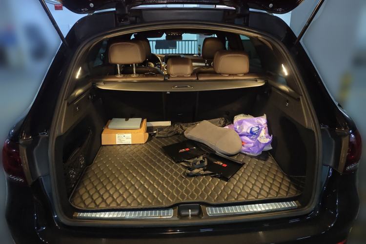 Used Mercedes-Benz GLC 2020 GLC 300 L 4MATIC Dynamic Edition Trunk