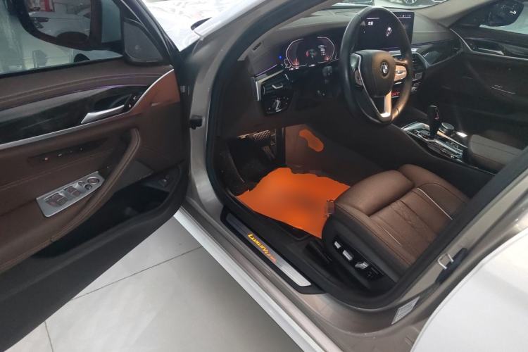 Used BMW 5 Series 2021 Updated 530Li Luxury Package Premium Edition